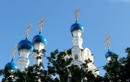 Купола храма Рождества Пресвятой Богородицы в Путинках