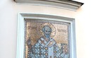 Изображение свт. Николая на алтарной апсиде храма